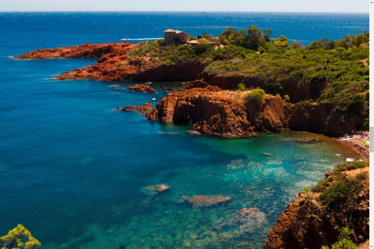 Entre Mer Et Esterel Рокбрюн-сюр-Аржан Экстерьер фото